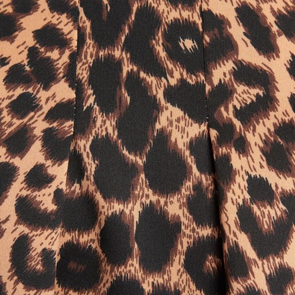 NWOT Neoprene Leopard Print Skater Skirt Nordstrom - Picture 4 of 10